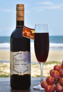  Giannas-Port-wine-from-Goa-in-a-glass