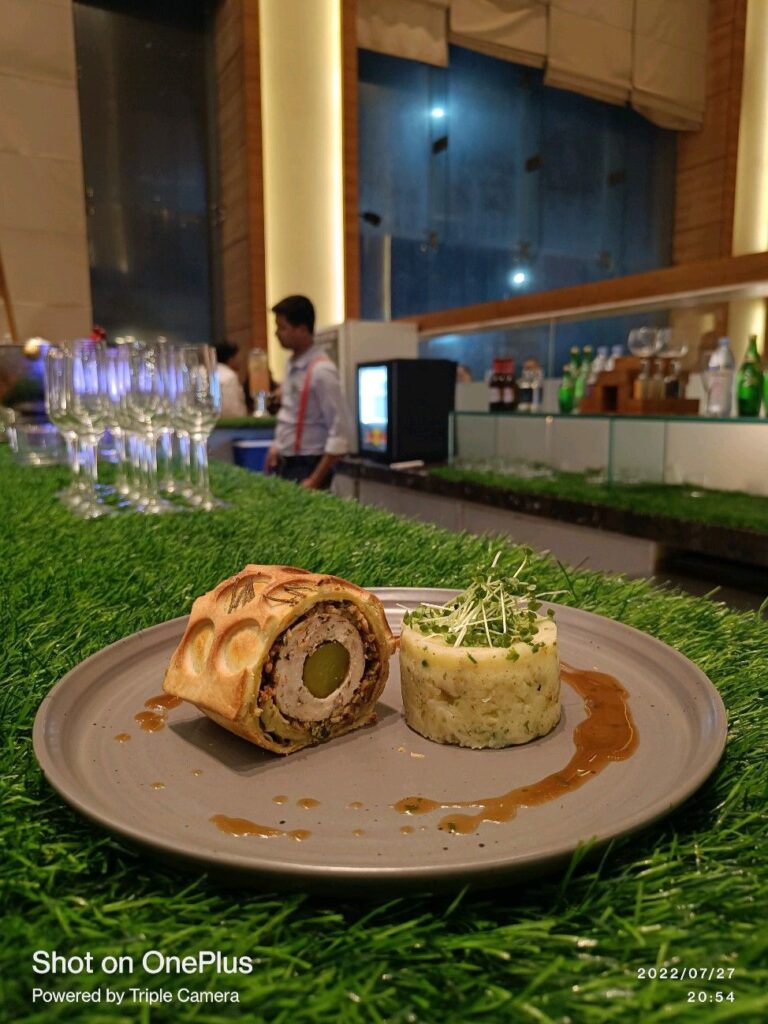 Chicken-Wellingtonchef-cheflife-ahmedabad-marriottinternational-courtyardbymarriott.